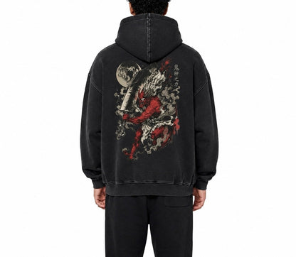 Męska bluza z kapturem acid wash dark grey z grafiką demona Kishin Oni na modelu - tył